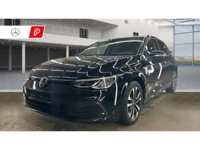 Gebraucht VW Golf VIII United 150 PS (110 kW) 2021 Deep black (metallic) Limousine