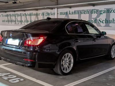 BMW 523