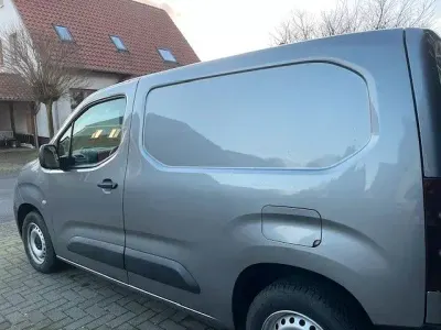 Gebraucht Citroën Berlingo Start 102 PS (75 kW) 2019 Grau Van / Kleinbus