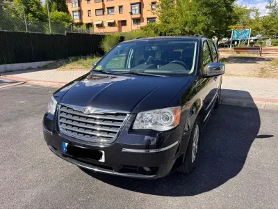 Gebraucht Chrysler Grand Voyager Limited 163 PS (119 kW) 2011 Schwarz Van / Kleinbus