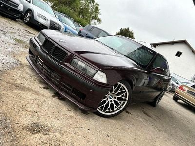 Gebraucht BMW 318 Sport Line 140 PS (102 kW) 1994 Rot Coupé