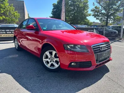 Gebraucht Audi A4 Attraction 160 PS (117 kW) 2010 Rot Limousine