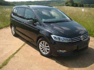 Gebraucht VW Touran Comfortline 110 PS (80 kW) 2015 Schwarz Van / Kleinbus