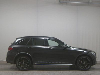 Gebraucht Mercedes GLC300 AMG line 245 PS (180 kW) 2022 Schwarz SUV