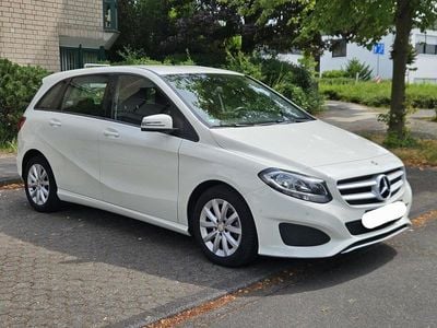 Mercedes B180