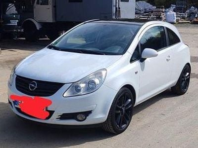 Gebraucht Opel Corsa 87 PS (63 kW) 2010 Weiß Kleinwagen