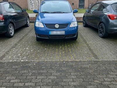 Gebraucht VW Fox 55 PS (40 kW) 2006 Blau Kleinwagen