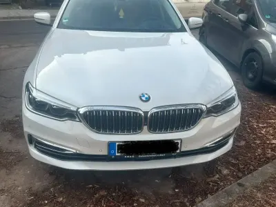 Gebraucht BMW 530e 2019 Weiß Limousine