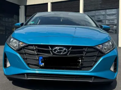 Gebraucht Hyundai i20 84 PS (61 kW) 2021 Blau Kleinwagen