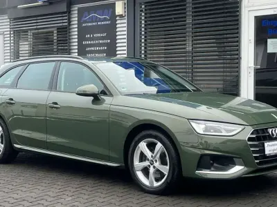 Second-hand Audi A4 Advanced 163 CP (119 kW) 2023 Verde Break