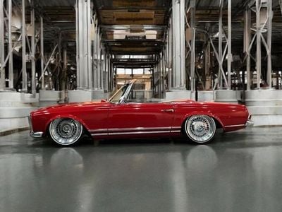 Rot Gebraucht 1966 Mercedes W113 Cabrio | 90.000 €