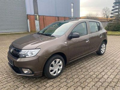 Nerzbraun (metallic) Gebraucht 2019 Dacia Sandero Essentiel Kleinwagen | 6.999 € (Guter Preis)
