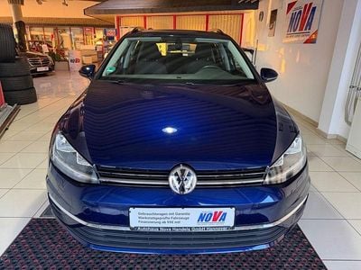 Blau Gebraucht 2017 VW Golf VII Highline Limousine | 12.990 € (Guter Preis)