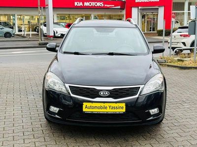 Gebraucht Kia Ceed Sportswagon Vision 109 PS (80 kW) 2011 Schwarz Kombi