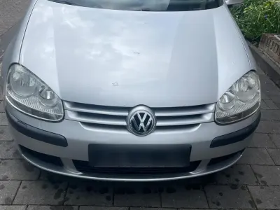 Gebraucht VW Golf IV 102 PS (75 kW) 2005 Silber Limousine