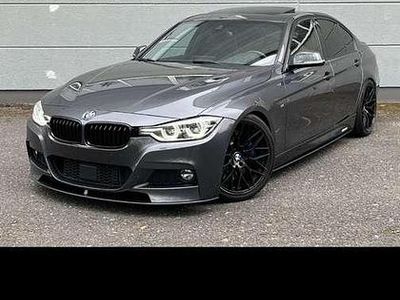 Gebraucht BMW 330 M Sport 258 PS (189 kW) 2016 Grau Limousine