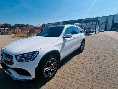 Gebraucht Mercedes GLC300e AMG line 306 PS (225 kW) 2022 SUV