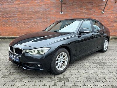 Gebraucht BMW 318 Advantage 136 PS (100 kW) 2017 Schwarz Limousine