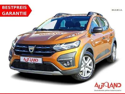 Usata Dacia Sandero Essentiel 91 CV (66 kW) 2022 Arancione Utilitaria