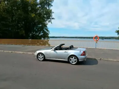 Gebraucht Mercedes SLK230 197 PS (144 kW) 2004 Silber Cabrio