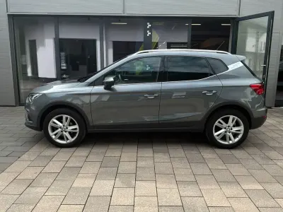 Gebraucht Seat Arona FR 116 PS (85 kW) 2018 "pirineos" grau metallic SUV