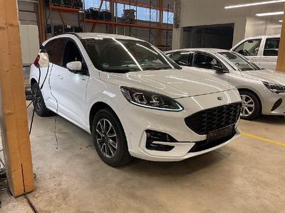 Gebraucht Ford Kuga ST-Line 152 PS (111 kW) 2022 Weiß SUV