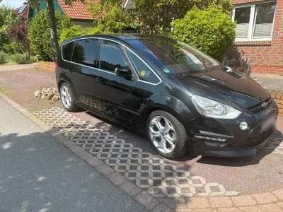 Gebraucht Ford S-MAX Titanium 203 PS (149 kW) 2011 Schwarz Van / Kleinbus