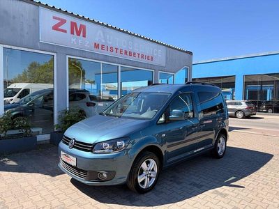 Second-hand VW Caddy Comfortline 140 CP (102 kW) 2015 Verde Monovolum