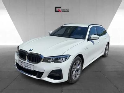BMW 330e