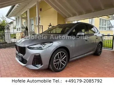 Gebraucht BMW 220 Active Tourer M Sport 156 PS (114 kW) 2022 Grau Van / Kleinbus