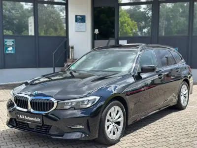 Gebraucht BMW 320 Sport Line 190 PS (139 kW) 2021 Schwarz ii/bonnet fluid black Kombi