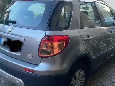 Gebraucht Fiat Sedici 120 PS (88 kW) 2009 Grau SUV