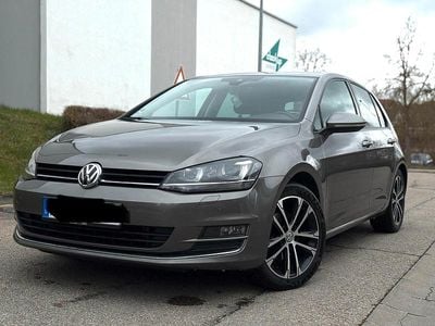 Gebraucht VW Golf VII Allstar 150 PS (110 kW) 2017 Grau Kleinwagen