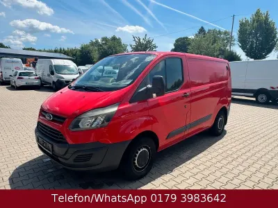 Gebraucht Ford Transit Custom 101 PS (74 kW) 2015 Rot Van / Kleinbus