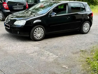 Brugt VW Golf V 80 HK (58 kW) 2007 Sort Hatchback