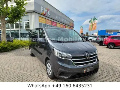 Gebraucht Renault Trafic Intens 150 PS (110 kW) 2025 Grau Van / Kleinbus