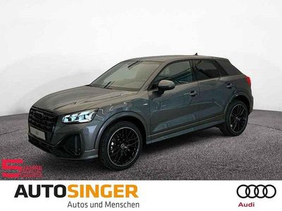Blau Neu 2025 Audi Q2 S-Line SUV | 51.480 € (Teuer)