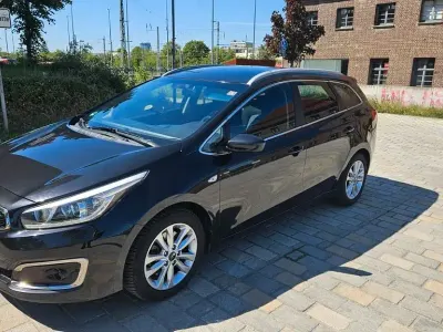 Gebraucht Kia Ceed Sportswagon 136 PS (100 kW) 2015 Schwarz Kombi