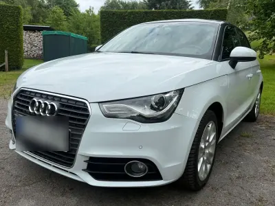 Gebraucht Audi A1 Sportback Ambition 122 PS (89 kW) 2012 Weiß Kleinwagen