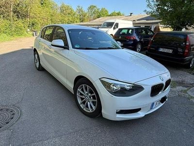 Gebraucht BMW 116 116 PS (85 kW) 2014 Weiß Kleinwagen