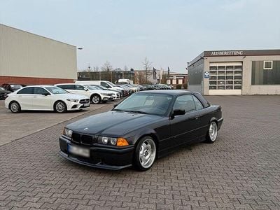 Gebraucht BMW 325 Cabriolet 192 PS (141 kW) 1993 Schwarz Cabrio