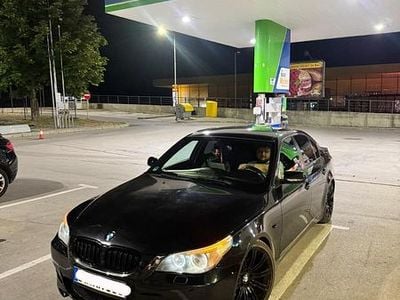 BMW 523