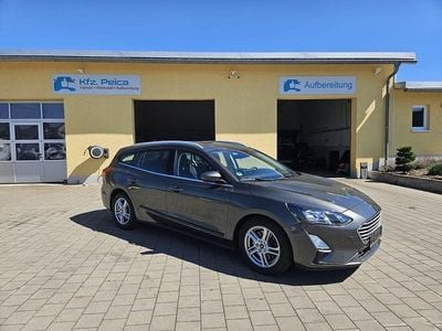 Usata Ford Focus 120 CV (88 kW) 2020 Grigio Berlina