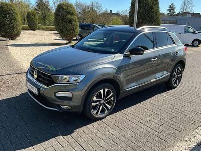 Gebraucht VW T-Roc IQ Drive 116 PS (85 kW) 2019 Grau SUV
