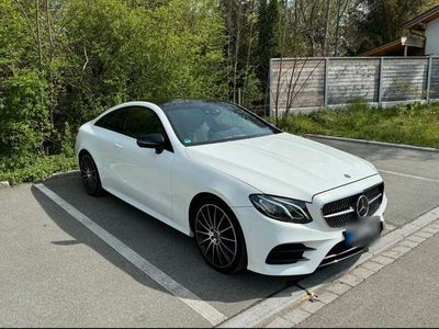 gebraucht Mercedes E220 d Coupe 9G-TRONIC AMG Line