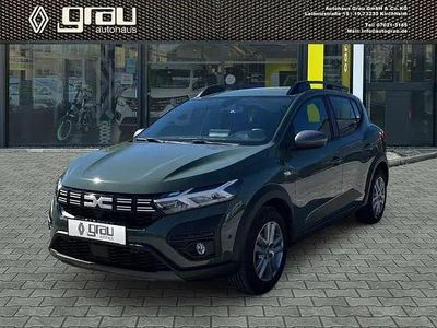 Second-hand Dacia Sandero Expression 91 CP (66 kW) 2023 Verde Hatchback