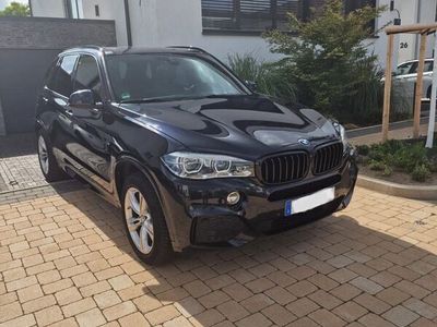 gebraucht BMW X5 *M-Paket* Pano *Head Up * 360° Kamera *Scheckheftgepflegt*