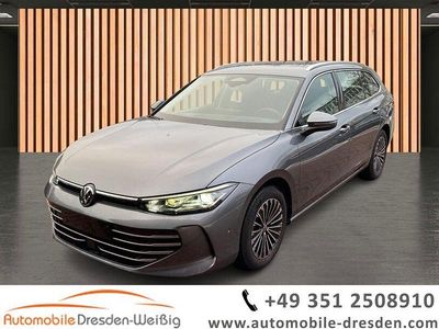 Gebraucht VW Passat Elegance 150 PS (110 kW) 2025 Graphite grau Kombi
