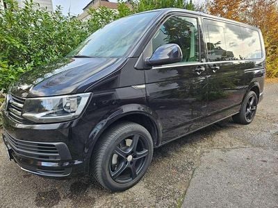 Gebraucht VW Multivan Trendline 150 PS (110 kW) 2018 Schwarz Van