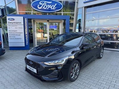 Neu Ford Focus ST-Line 125 PS (91 kW) 2025 Schwarz Limousine